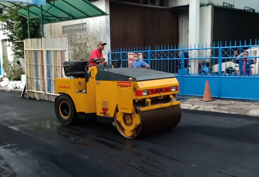 Tips Sewa Alat Berat untuk Pengaspalan Jalan di Bekasi Secara Online