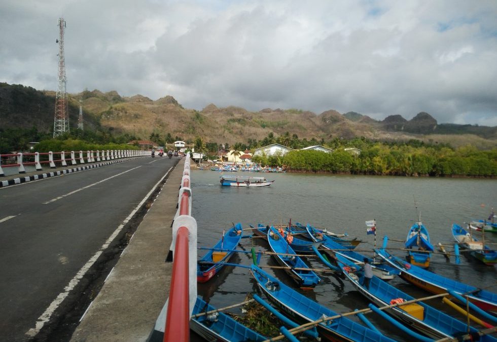Wisata di Jembatan Kali Bodo/Ijo Perbatasan Kebumen - Cilacap